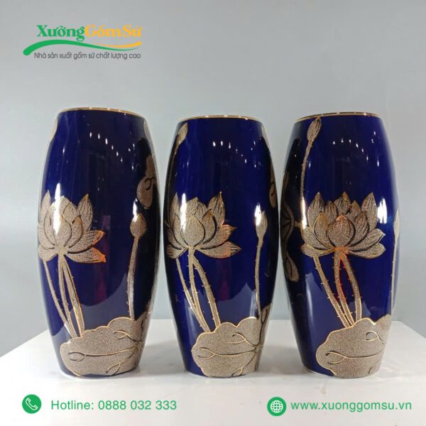 Lọ hoa dáng bom men màu họa tiết hoa sen gấm