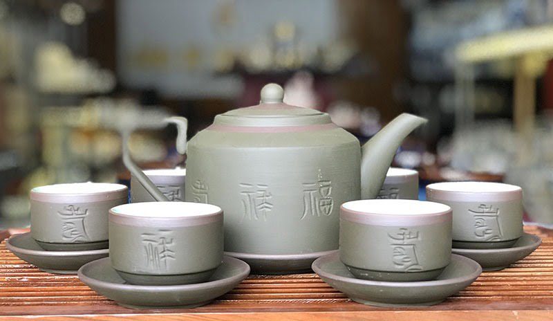 Gốm Sứ Việt là địa chỉ mua ấm trà Bát Tràng chất lượng, giá phải chăng