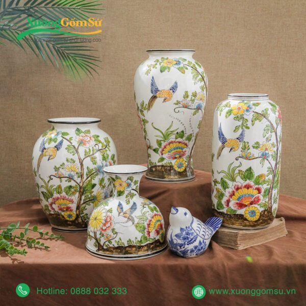Lọ hoa cao cấp vẽ tay chim trĩ phù dung