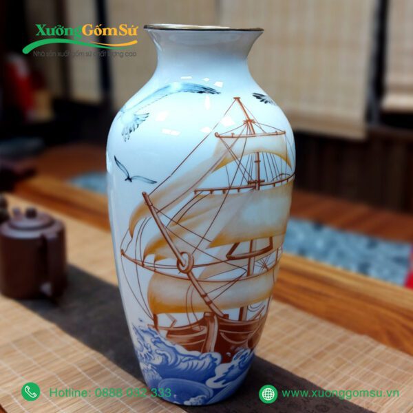 Bình hoa Bát Tràng Thuận Buồm Xuôi Gió