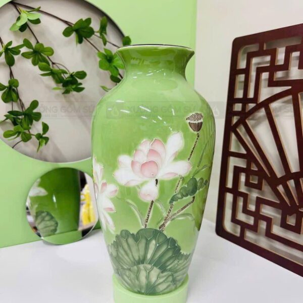 Bình Hoa Bát Tràng Màu Xanh Lá Nõn Vẽ Sen