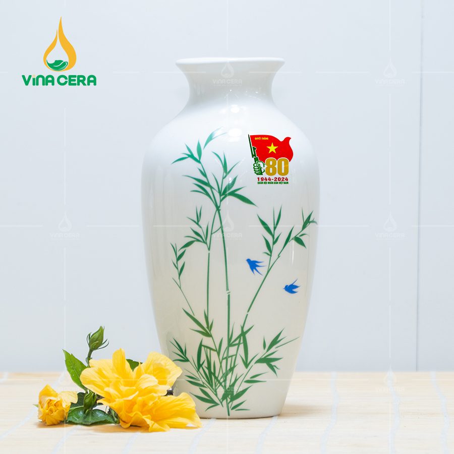 Bình Hoa Kỷ Niệm Thành Lập Quân Đội