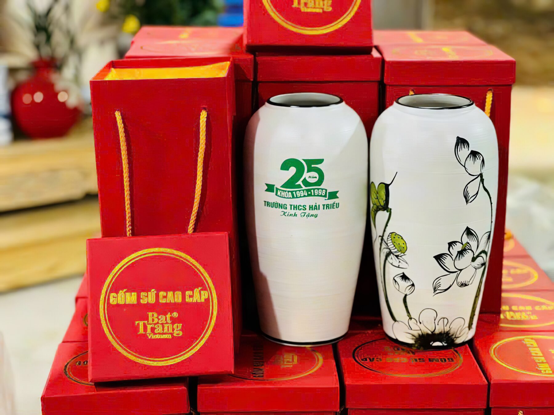 Lọ Hoa Bình Hoa In Logo