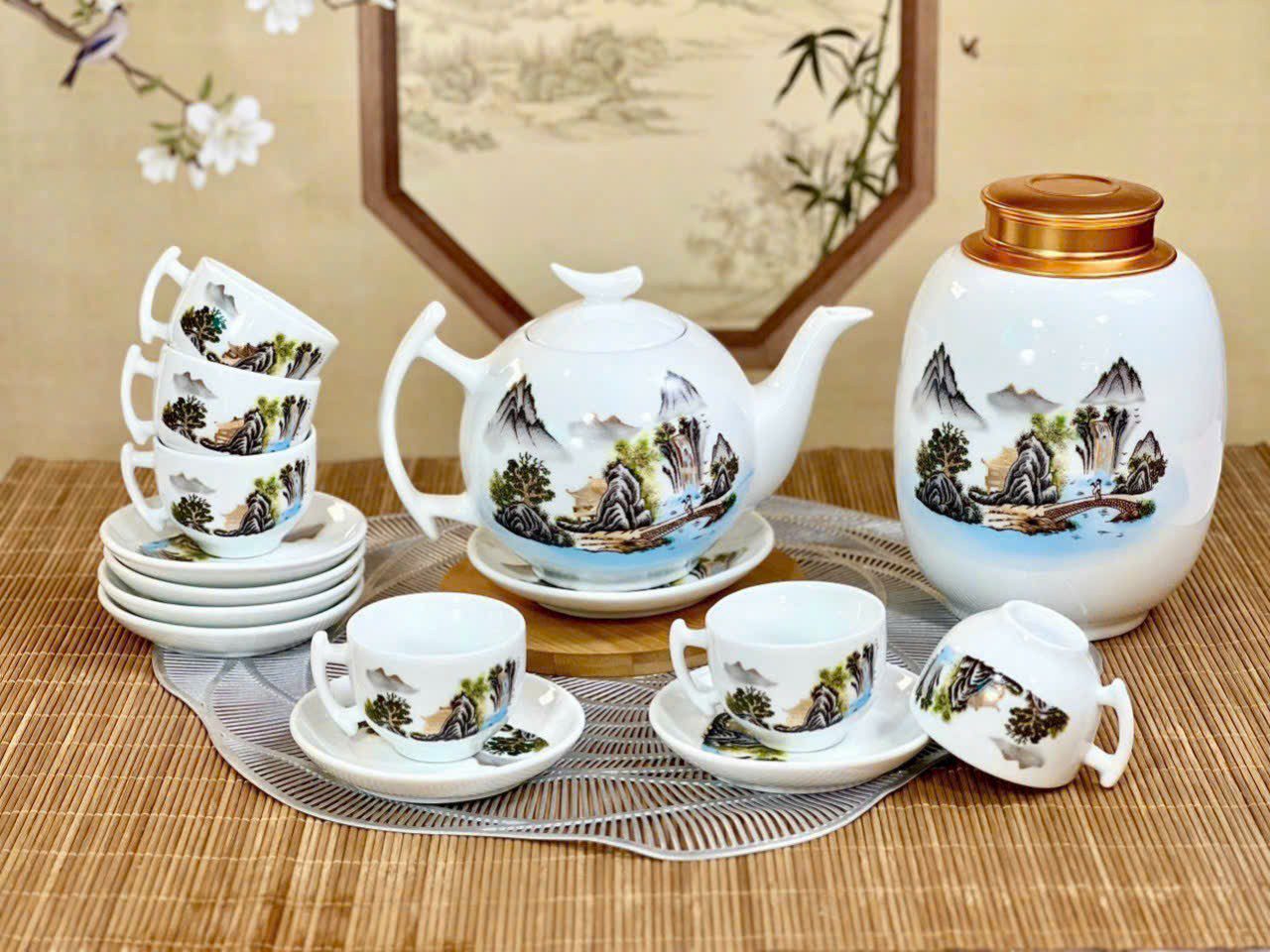Mẫu Bộ Ấm Trà Hoa Văn