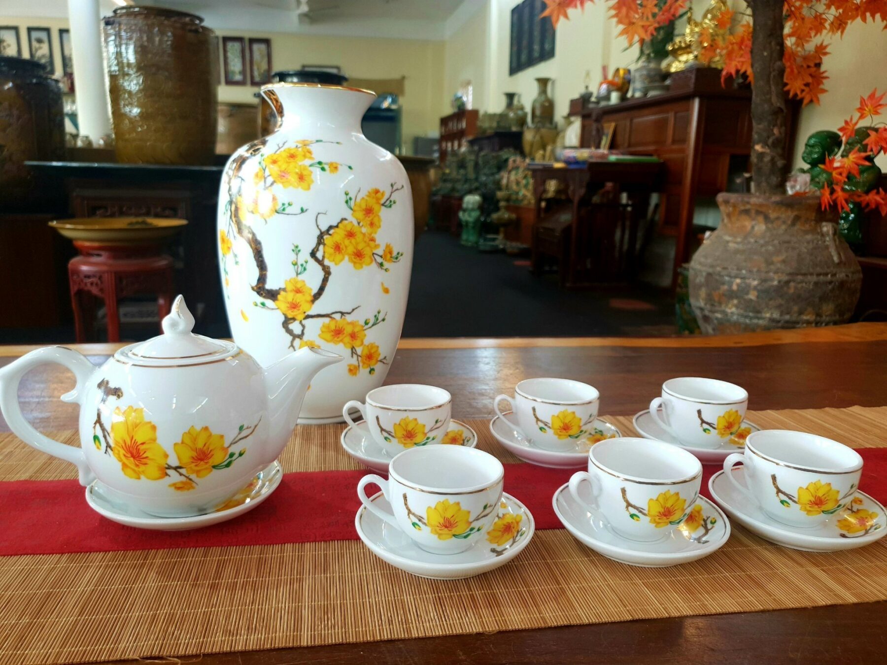 Mẫu Bộ Ấm Trà Hoa Mai