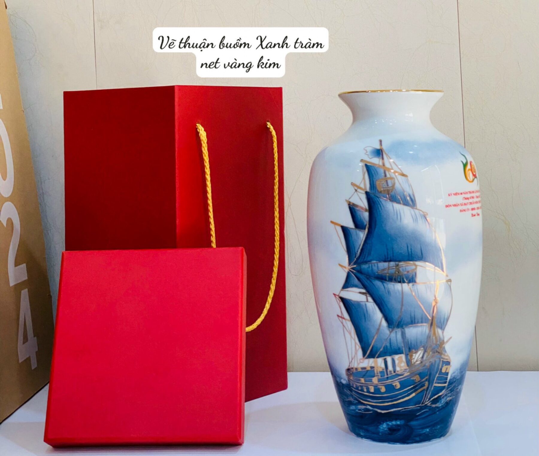 Binh Hoa Bát Tràng in logo