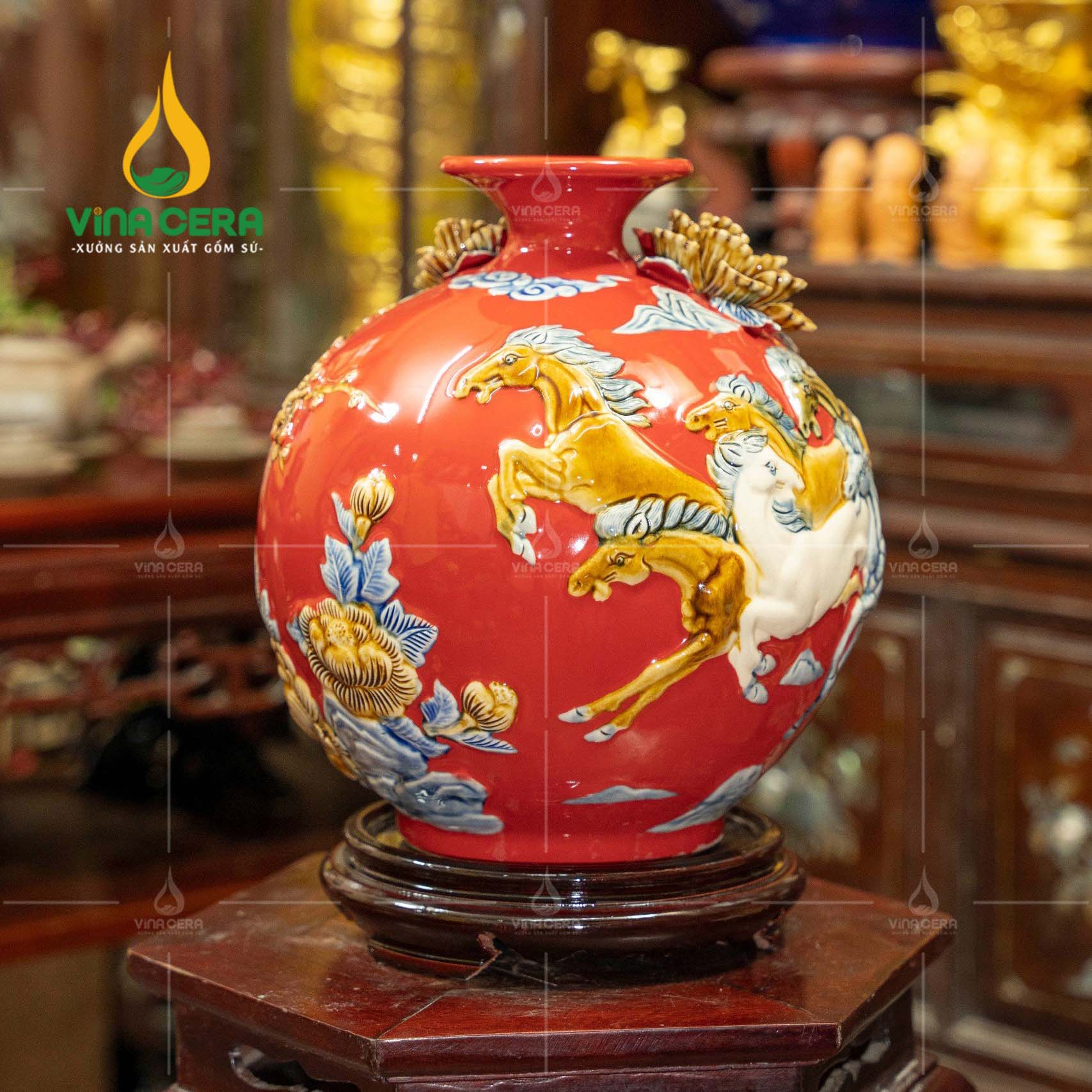 Bình hút lộc đắp nổi Mã đáo thành công