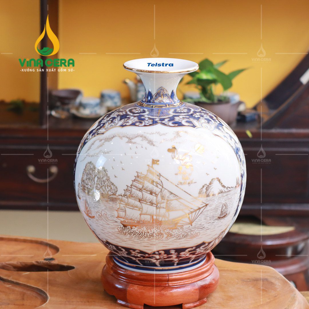 Bình hút lộc vẽ vàng Thuận Buồm Xuôi Gió