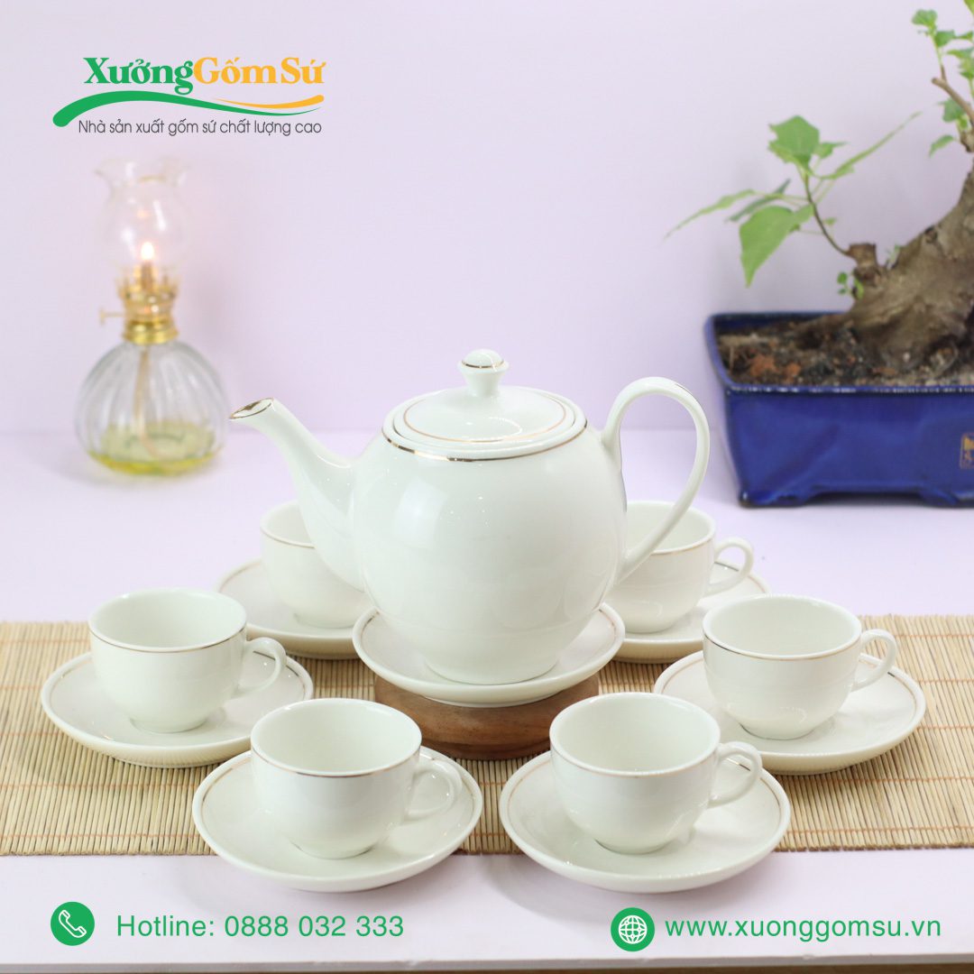 Bộ ấm chén sứ dáng Minh Long viền kim