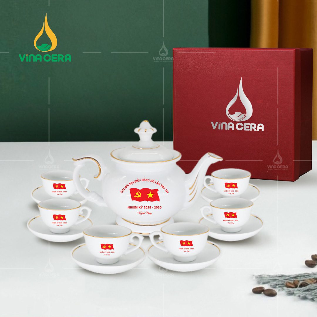 Bộ ấm trà sứ trắng kẻ chỉ in logo Đại hội