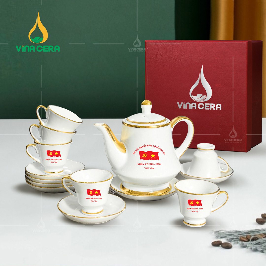 Bộ ấm trà sứ trắng kẻ chỉ in logo Đại hội