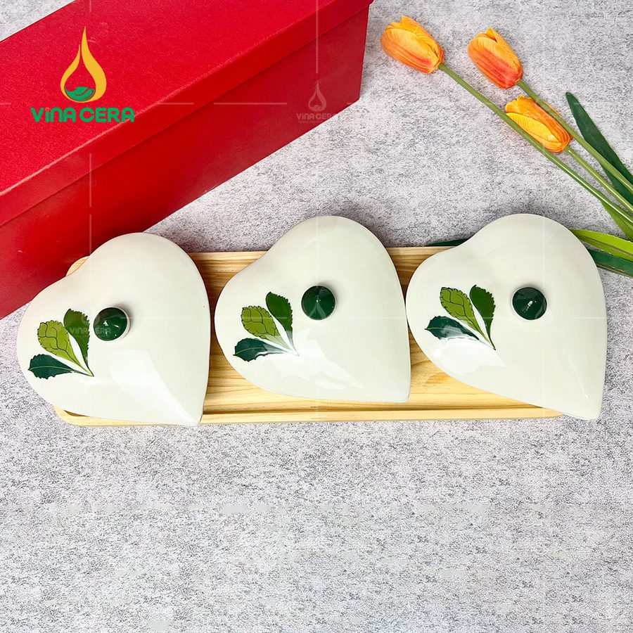 khay mứt sứ hình tim