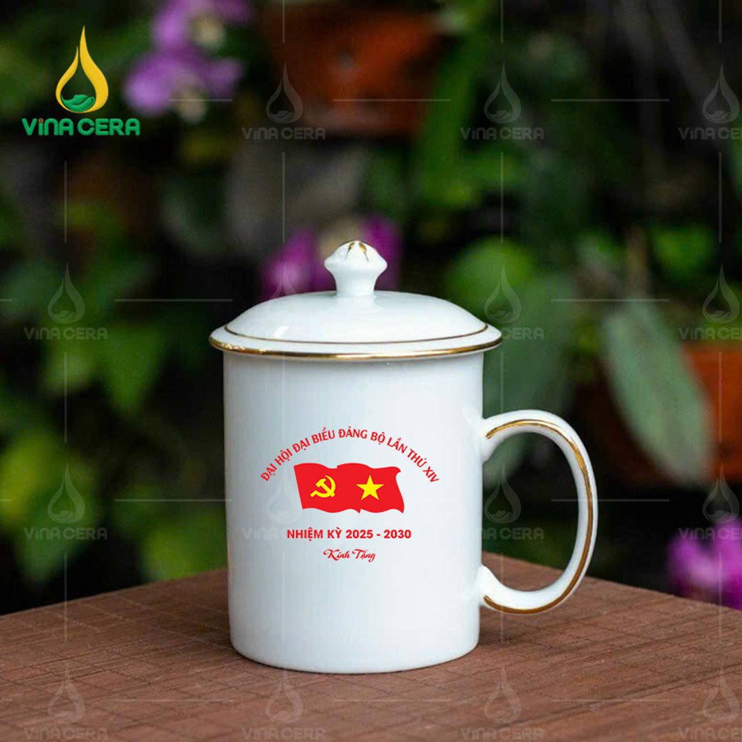 Ly sứ in logo Đại hội