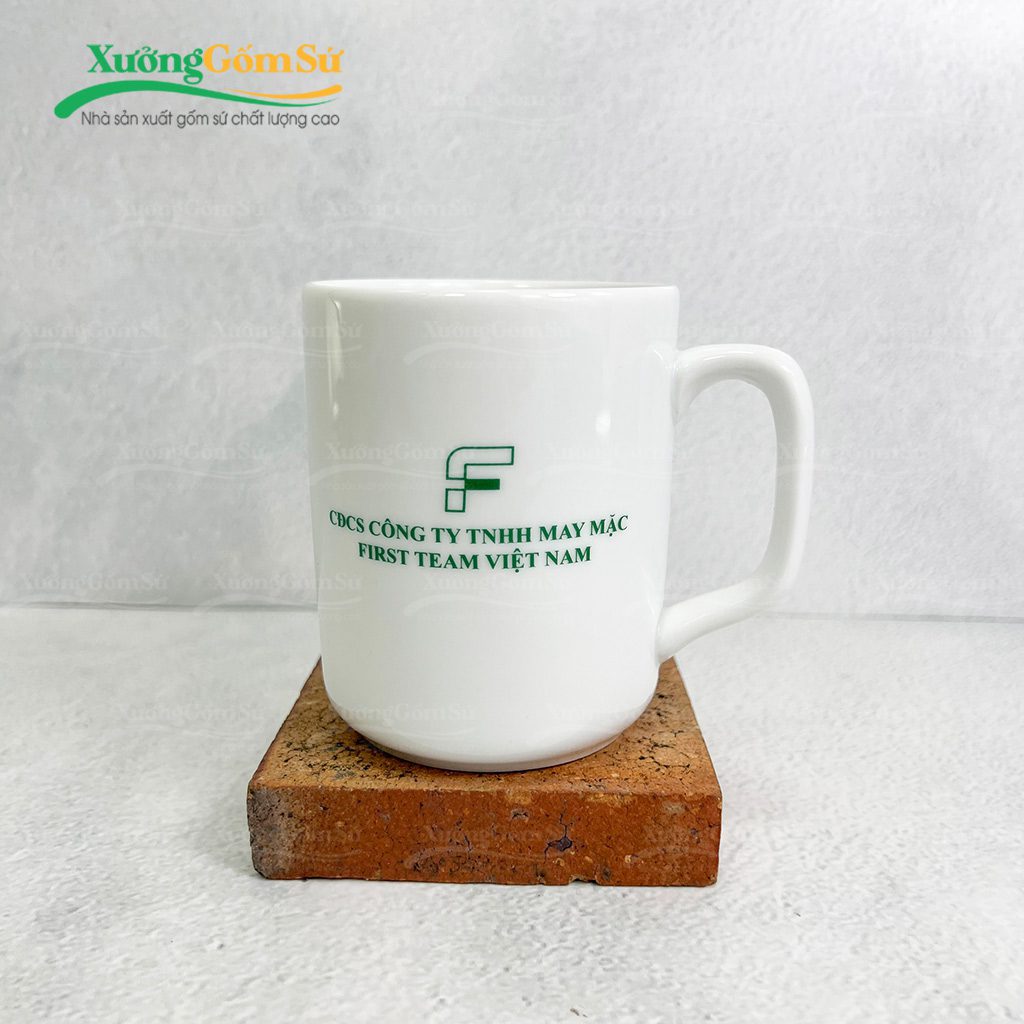 Ly sứ trắng Bát Tràng quai vuông