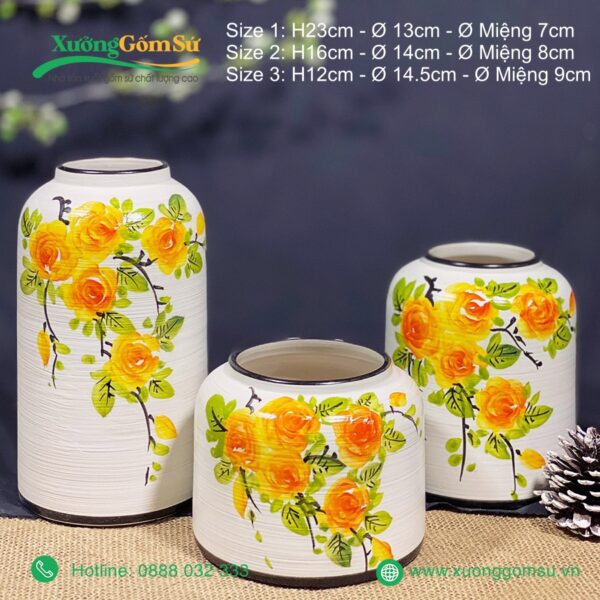 Lọ hoa gốm sứ Bát Tràng vẽ tay hoa hồng vàng
