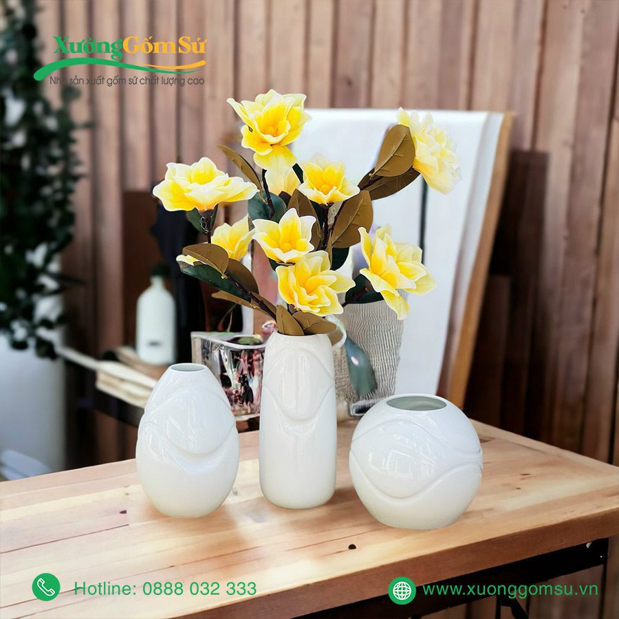 lọ hoa sứ trắng Bát Tràng (1)