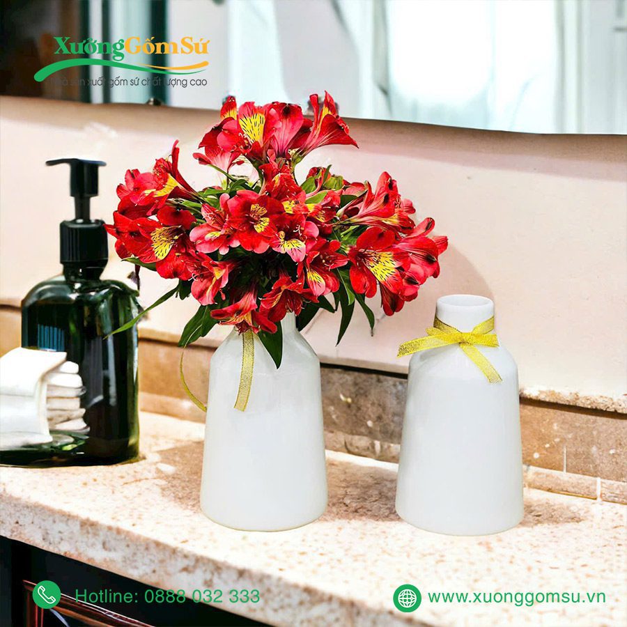 lọ hoa sứ trắng Bát Tràng (1)