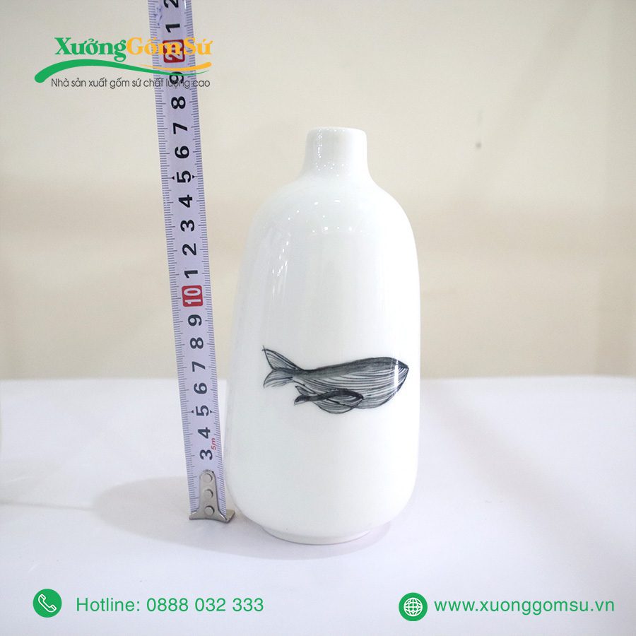 Lọ hoa trang trí men trắng vẽ thiên nhiên