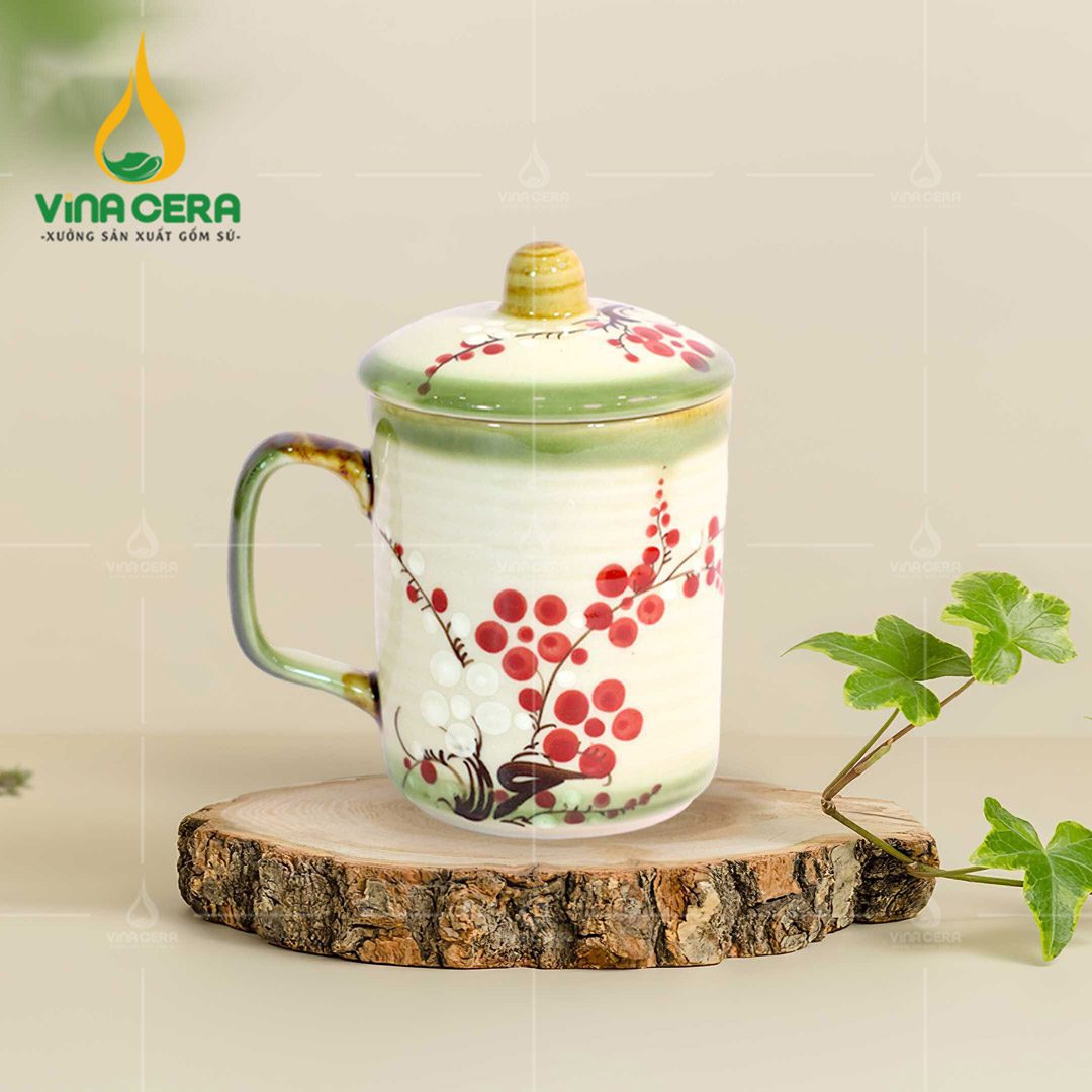 Ly sứ men tro có nắp vẽ hoa đào