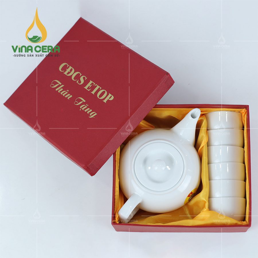 Bộ ấm Chén in logo quà tặng