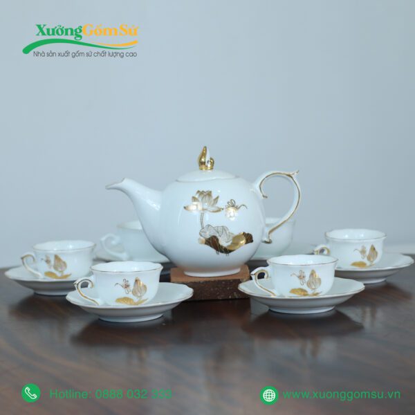 Bộ ấm chén mẫu đơn sứ trắng vẽ vàng