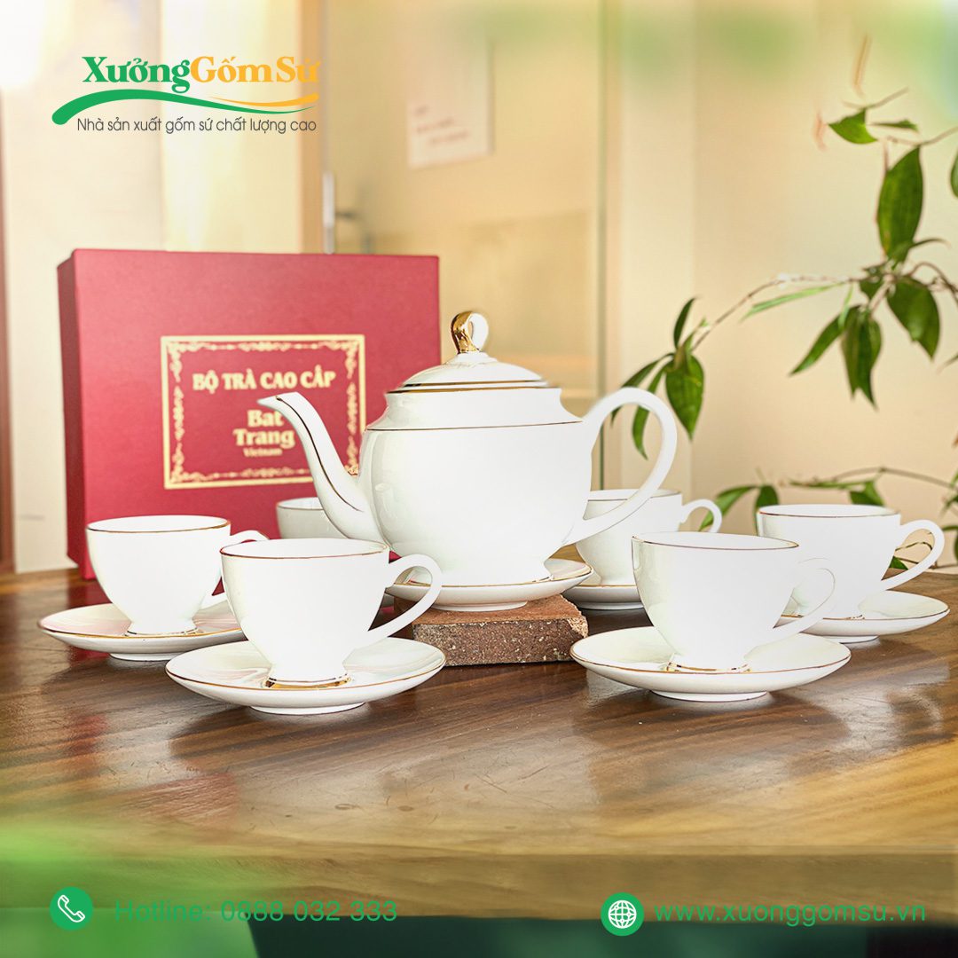 bộ ấm chén quyền vương chỉ vàng