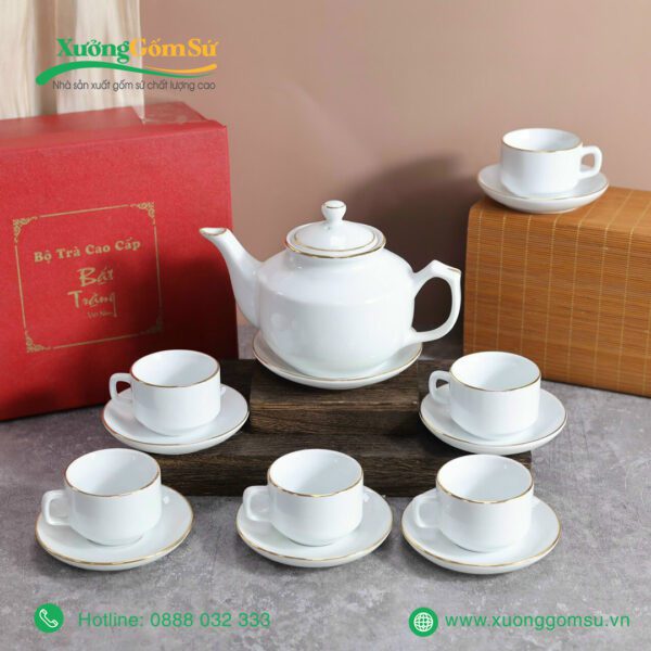 Bộ ấm chén sứ trắng vuông lùn viền vàng